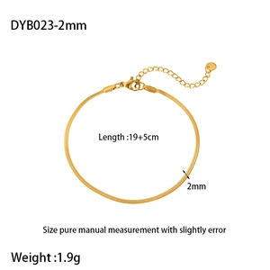 Detail showing 2mm gold flat snake chain with adjustable 19+5cm length specs