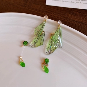 Boucles d'oreilles ailes de cigale vertes avec zircons et pendentifs gouttes d'eau en bol