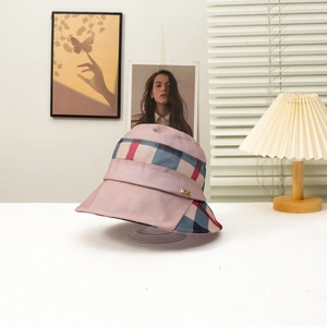 Pink sun bucket hat for women with plaid brim and gold metal button decoration
