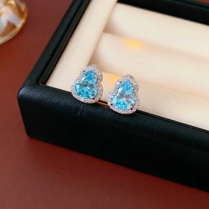 Elegant wu lou shape earrings with light blue zircon and s925 silver in a black box