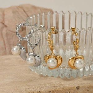 Elegant 316 stainless steel C-shape earrings with heart pearl charms and zircon stones