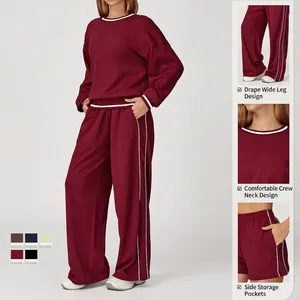 Survêtement bordeaux pour femme avec sweat à épaules tombantes et pantalon large de sport