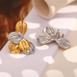 Elegant two-tone 18K gold plated stainless steel five-petal flower stud earrings