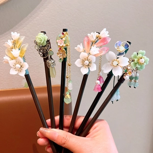 Vintage Chinese Style Wooden Hair Stick With Flower Tassel Elegant Sandalwood Hairpin For Hanfu Traditional Hair Accessories