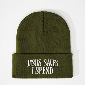 Bonnet en tricot vert olive avec inscription brodée Jesus Saves I Spend en blanc