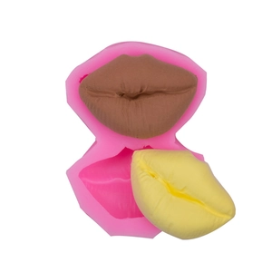 Stampo in silicone labbra per cioccolato e fondente con dettagli di texture 3D realistici