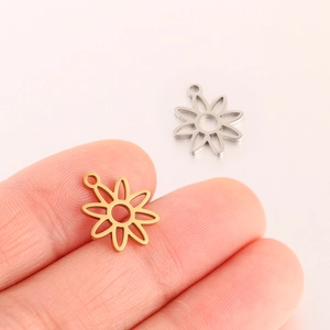Mirror polished stainless steel flower pendant in gold and silver finish for jewelry making