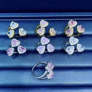 Anelli regolabili a forma di cuore rosa con finti diamanti e fasce oro e argento