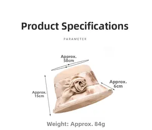 Dettaglio del cappello da sole beige con dimensioni 58cm e decorazione floreale