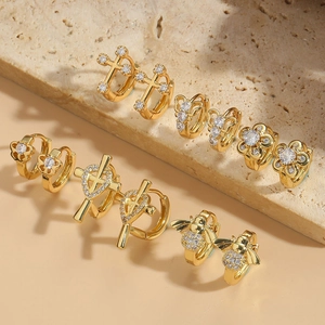 Exquisite Small Copper Zirconia Stud Earrings Gold Floral Bee Butterfly Cross Heart Shape Niche Design Fashion Jewelry For Women