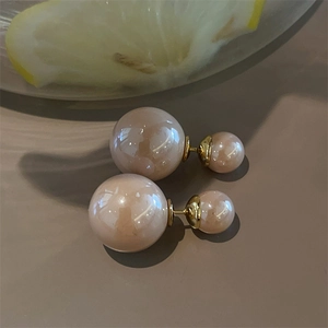 French retro double-sided champagne pearl earrings with gold-plated metal link