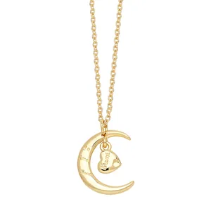 Gold moon and heart pendant necklace with Te amo Mamá engraving for mothers