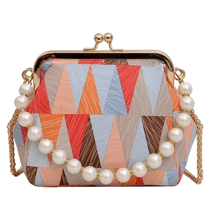 Retro geometric print shell bag with pearl handle and gold chain for women