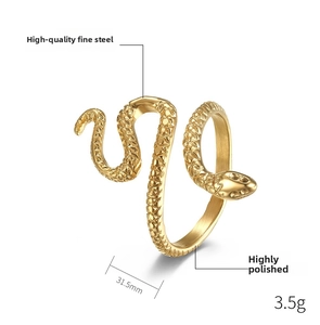 Detailed close-up of golden snake ring showing scale texture and 31.5mm length measurement