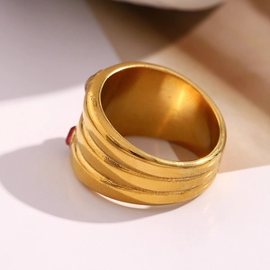 Bague triple rang en acier inoxydable plaqué or 18 carats avec pierres précieuses