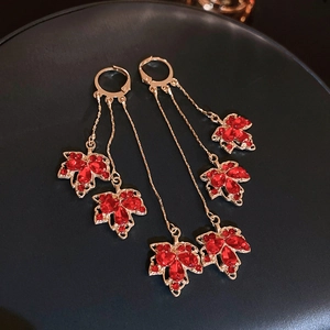 Boucles D'Oreilles Vintage Feuilles D'Érable À Pompons Alliage Strass Bijoux Avec Tige En Argent Pour Femmes