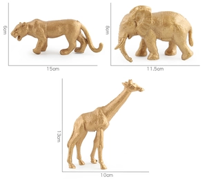 Dimensioni dettagliate delle statuine di animali safari dorati: leone, elefante e giraffa