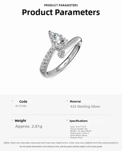 Dettaglio macro dell'anello in argento 925 con zircone a taglio pera grado 5A