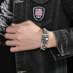 Bracciale cubano punk da uomo con teschio in rilievo in acciaio inossidabile vintage