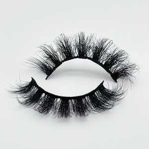 Macro shot of 20mm fluffy faux mink eyelashes with thick Russian curl style