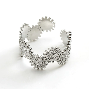 Minimalist silver gear-shaped stainless steel open ring with adjustable band design