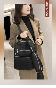 Sac a dos noir en nylon pour femme casual sac d ecole avec poche matelassee chic