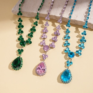 Luxe zircon flower necklace set with pear-cut crystal pendants in green, pink, and blue