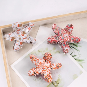 Three-piece Christmas star-shaped hair claws with reindeer, snowman and Santa patterns