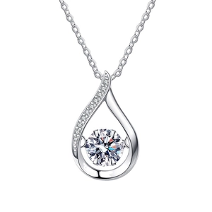Sparkling S925 sterling silver water drop pendant necklace with 1ct moissanite center stone