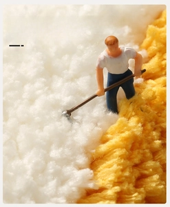 Macro shot of high-density absorbent yellow microfiber bath mat with anti-shedding texture