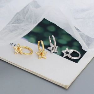 Elegant 925 silver star earrings with zircon inlay in gold and silver finishes