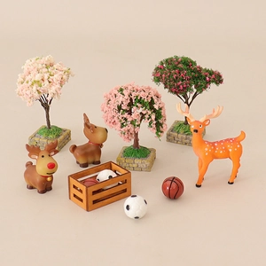 Miniature Dollhouse Decoration Resin Christmas Reindeer Model Mini Flowering Tree Wooden Crate Basketball Football DIY Landscape Scene Accessories