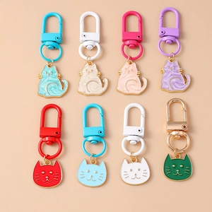 Cute Enamel Cat Keychain Zinc Alloy Cartoon Animal Pendant Key Ring Gold Border Colorful Feline Bag Ornament Accessory