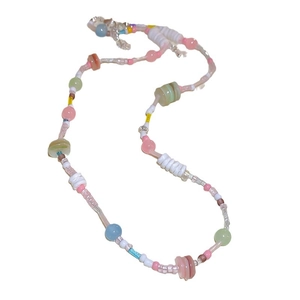 Collier ras du cou en perles d'eau douce colorées et acier inoxydable doré