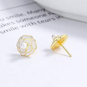 French vintage 925 silver camellia stud earrings with white petals and pearls
