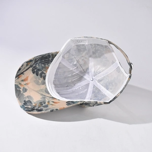 Floral print baseball cap with adjustable strap and breathable polyester inner mesh