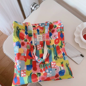 Sac fourre-tout en toile à imprimé floral abstrait avec accessoires de bureau colorés