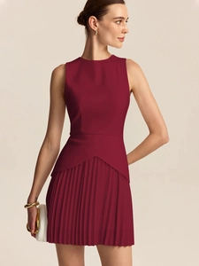 Elegant burgundy sleeveless pleated midi dress with cinched waist for women