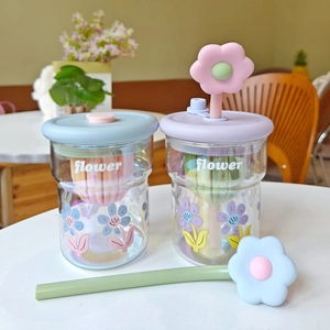 Bouteille d'eau en verre à motif floral avec infuseur à thé et paille de dessin animé