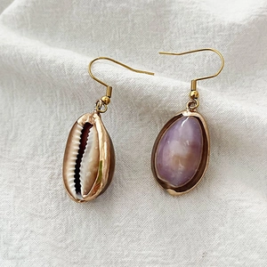 Bohemian Natural Cowrie Shell Dangle Earrings Gold Plated Titanium Steel Rim Shell Drop Earrings For Women Fashion Jewelry