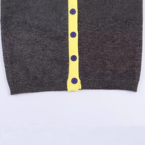 Fashionable color-block knitted cardigan with gray fabric and yellow button placket