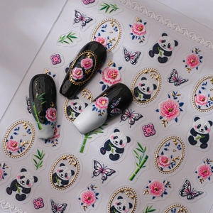 3D-geprägte Nagelaufkleber mit Pandas, rosa Pfingstrosen, Bambus und Schmetterlingen