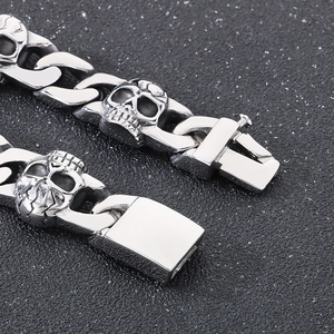 Gothic punk skull Cuban link bracelet in silver stainless steel with box clasp closure
