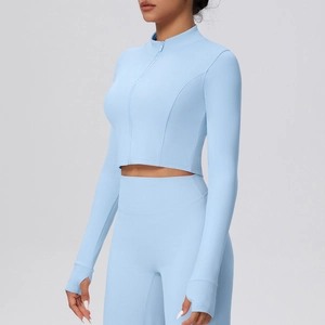 Damen Sport-Set in Hellblau: Schmal geschnittene Yoga-Jacke mit Reißverschluss und Leggings