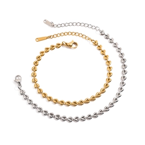 Heart Chain Bracelet 18K Gold Plated Stainless Steel Waterproof Hypoallergenic Hollow Delicate Jewelry For Women