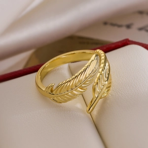 Vintage 18K gold-plated feather open ring with detailed texture for women