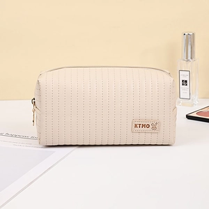 Large Capacity Travel Cosmetic Bag Portable PU Leather Makeup Organizer Waterproof Toiletry Wash Bag With Zipper For Women Daily Use
