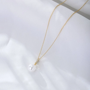 Minimalist S925 sterling silver gold necklace with round pearl and zircon pendant