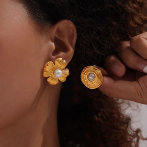 Vintage gold-plated titanium steel earrings with shell pearl flower and swirl texture