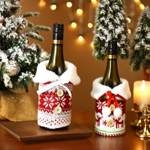 Christmas knitted wine bottle cover with fur collar and snowflake deer pattern decoration